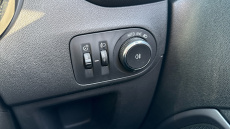 Vauxhall Crossland 1.2 Design 5dr Petrol Hatchback